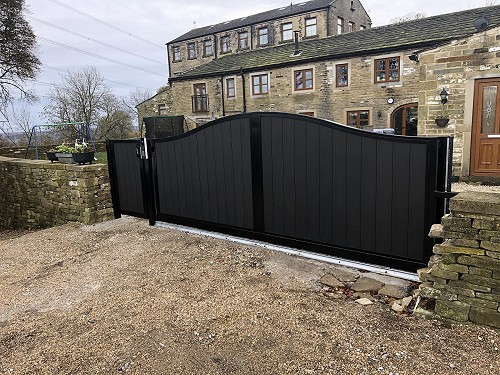 Domestic electric gate Leeds